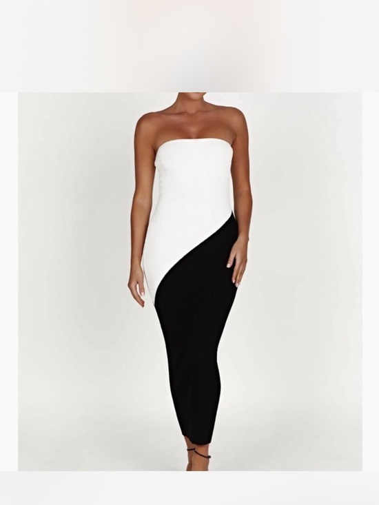 Meshki Dresses & Skirts - Meshki Strapless Two-Tone Black & White Maxi Dress